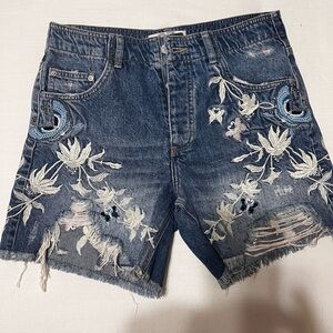 We the free button fly shorts
NWOT 


**Reposh 
Didn’t fit